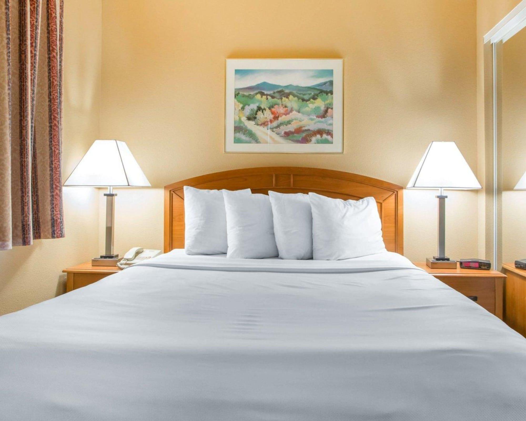 Hawthorn Extended Stay By Wyndham Milwaukee Airport Oak Creek Exterior photo