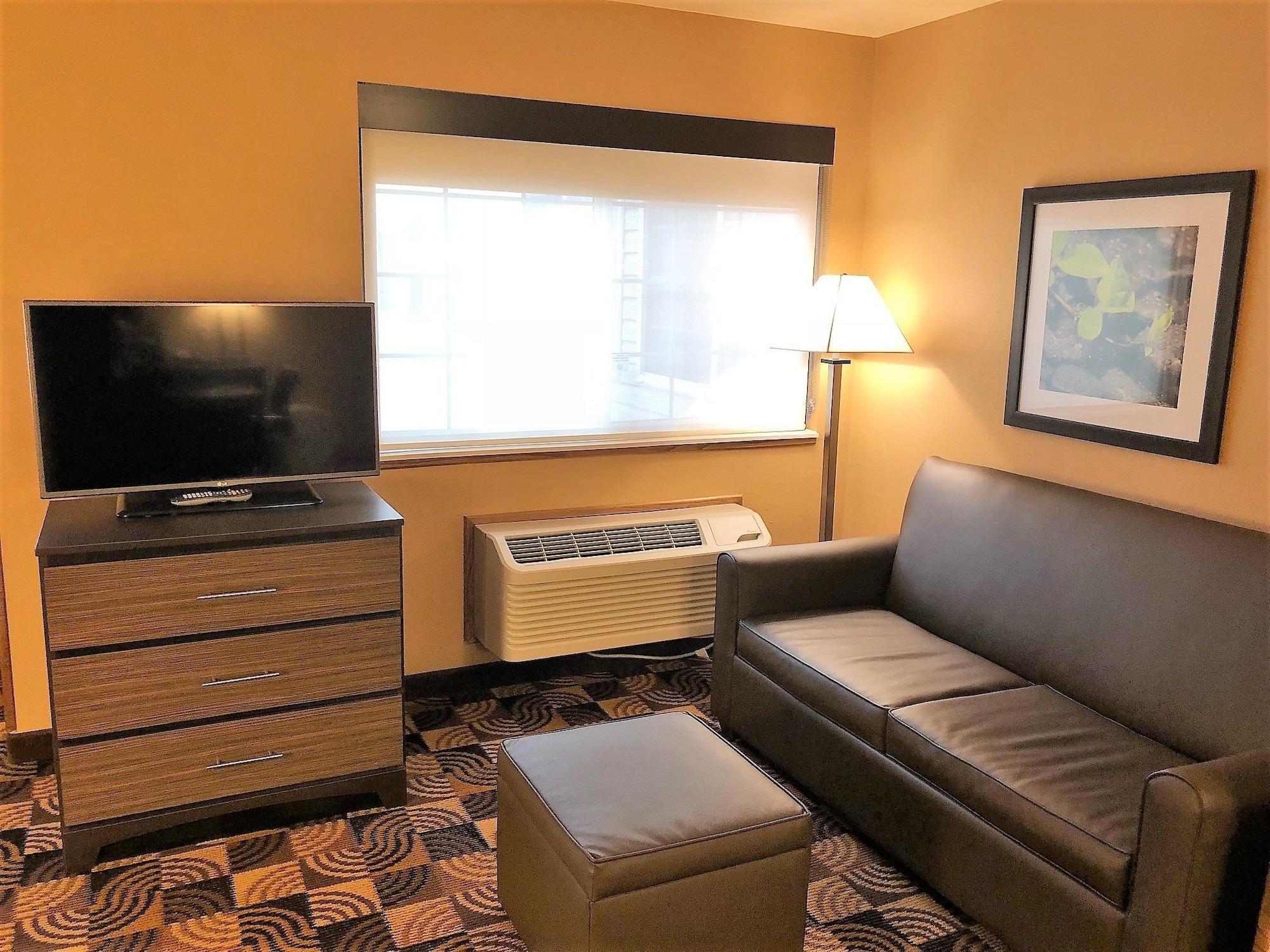 Hawthorn Extended Stay By Wyndham Milwaukee Airport Oak Creek Exterior photo