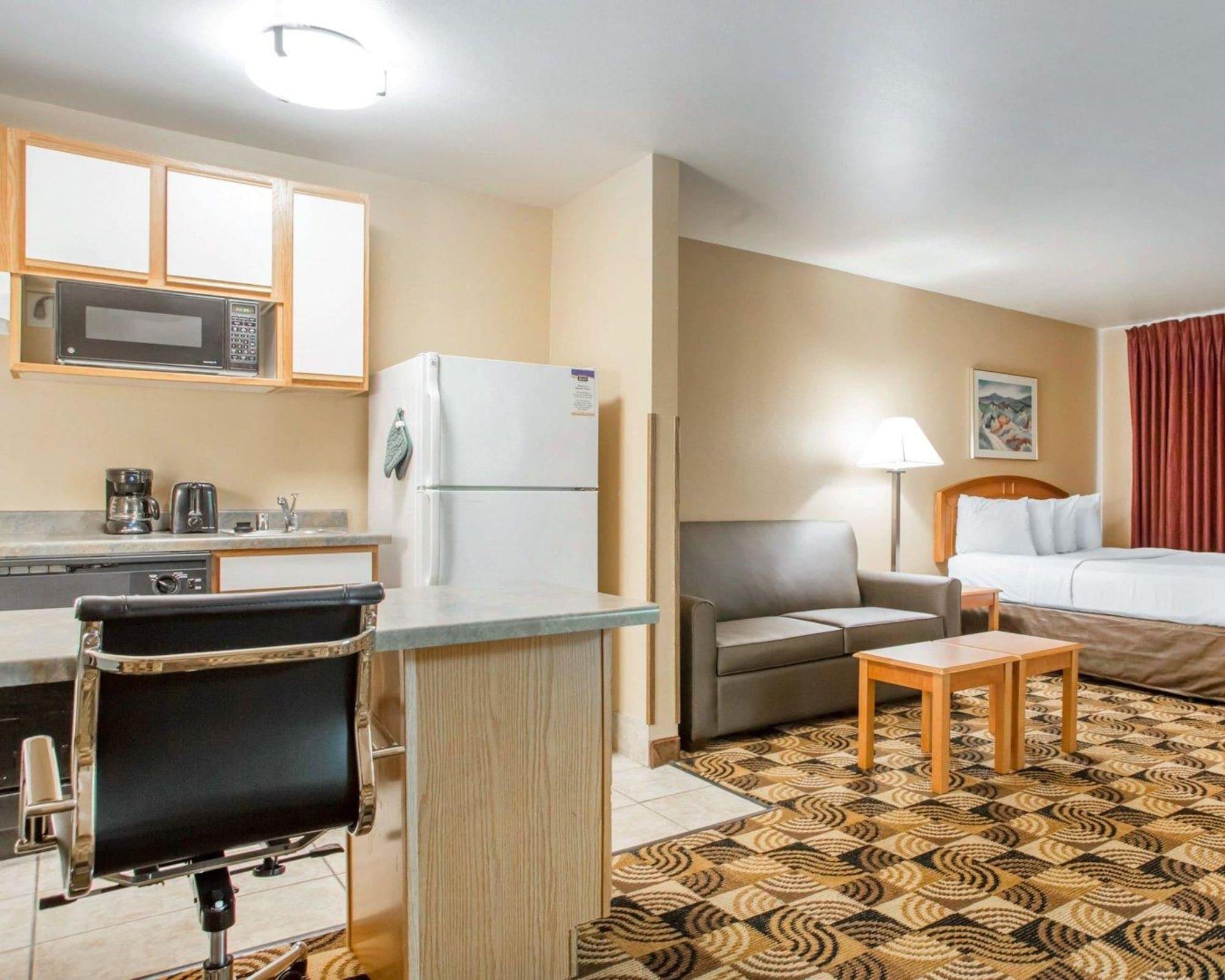 Hawthorn Extended Stay By Wyndham Milwaukee Airport Oak Creek Exterior photo