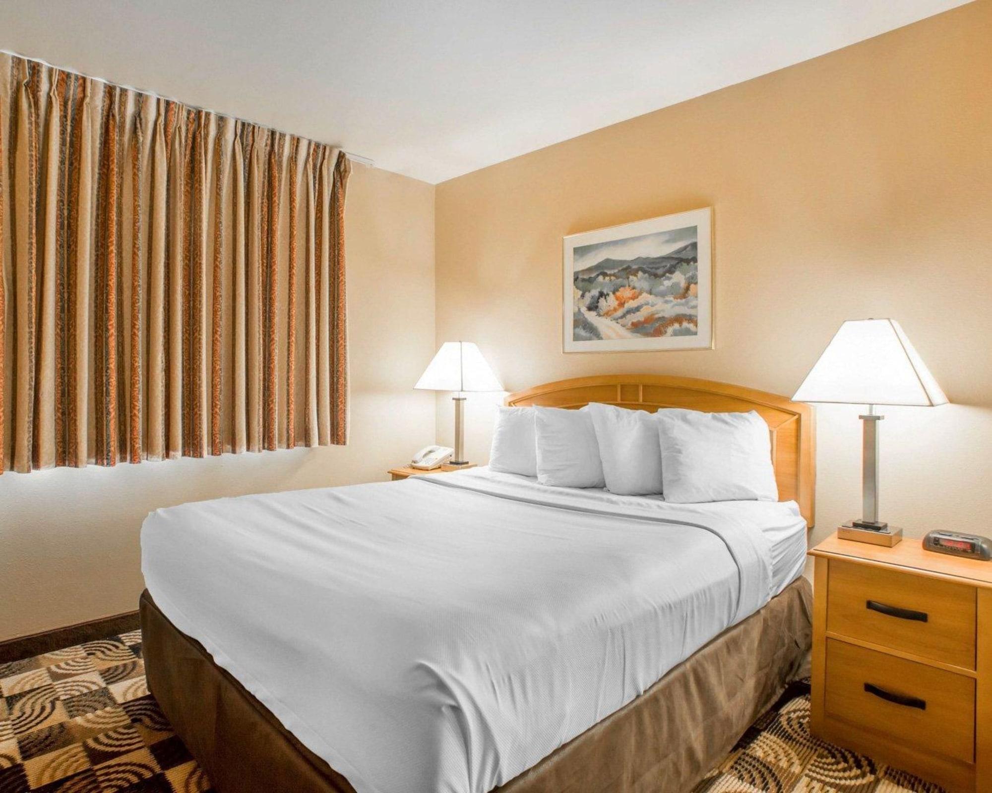 Hawthorn Extended Stay By Wyndham Milwaukee Airport Oak Creek Exterior photo
