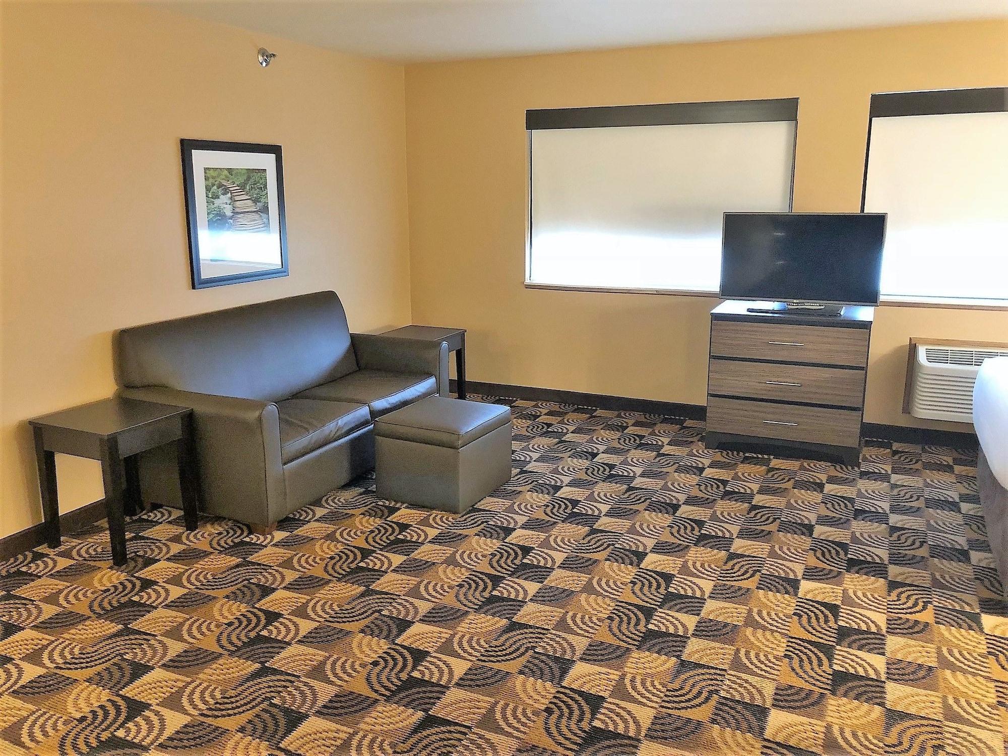 Hawthorn Extended Stay By Wyndham Milwaukee Airport Oak Creek Exterior photo