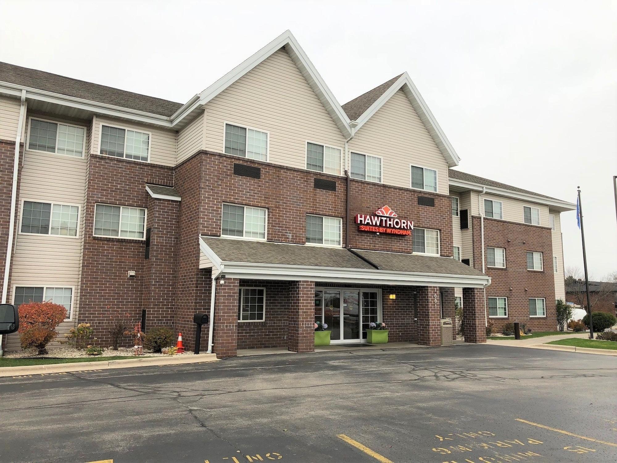 Hawthorn Extended Stay By Wyndham Milwaukee Airport Oak Creek Exterior photo