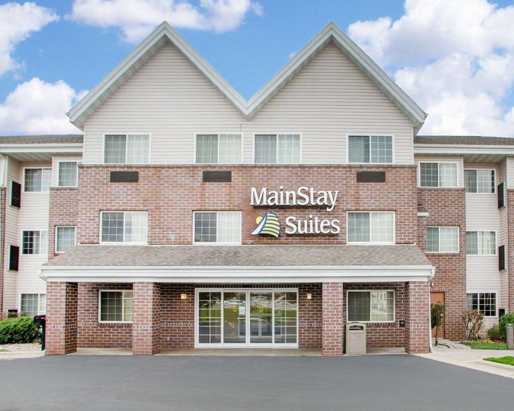 Hawthorn Extended Stay By Wyndham Milwaukee Airport Oak Creek Exterior photo